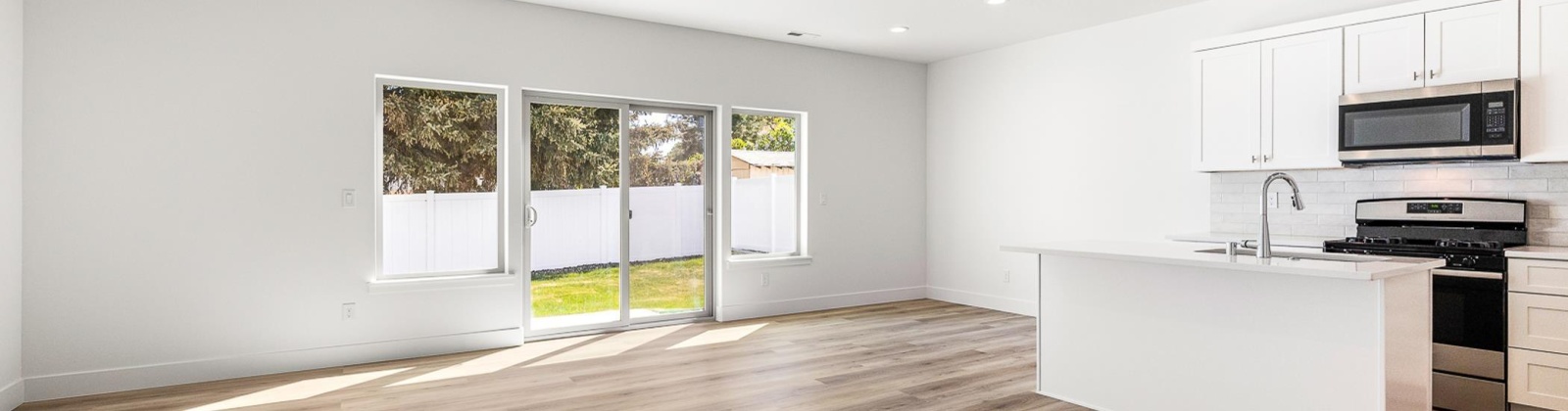 Underwood Pl, Kennewick, Washington 99337, 6 Bedrooms Bedrooms, 0 ,6 BathroomsBathrooms,Multi-family,For Sale,Underwood Pl,0,287350