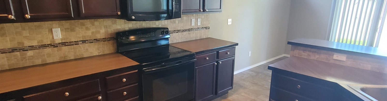 6th Place, Kennewick, Washington 99336, 3 Bedrooms Bedrooms, 0 ,2 BathroomsBathrooms,Houses,For Rent,6th Place,0,287356