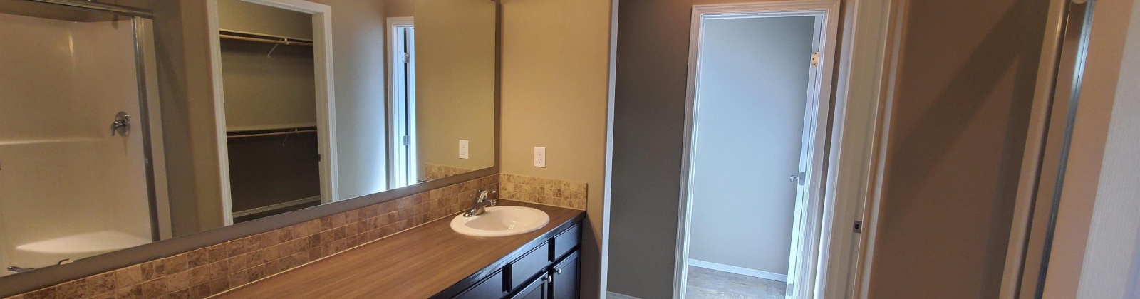 6th Place, Kennewick, Washington 99336, 3 Bedrooms Bedrooms, 0 ,2 BathroomsBathrooms,Houses,For Rent,6th Place,0,287356