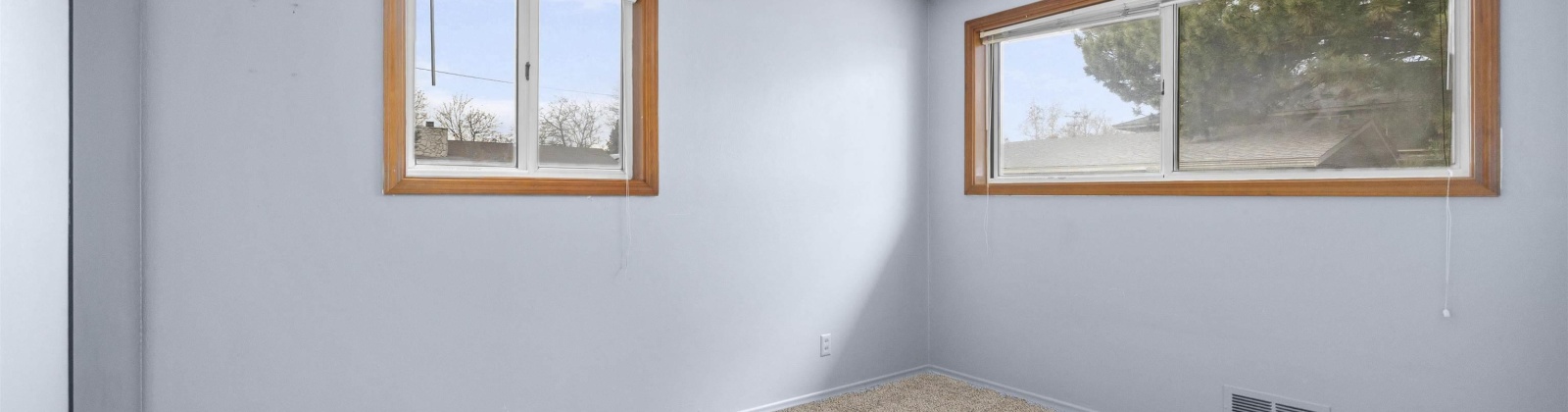 Trippe St, Richland, Washington 99354, 4 Bedrooms Bedrooms, 0 ,2 BathroomsBathrooms,Multi-family,For Sale,Trippe St,0,287369