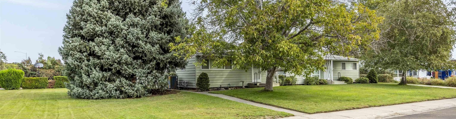 Trippe St, Richland, Washington 99354, 4 Bedrooms Bedrooms, 0 ,2 BathroomsBathrooms,Multi-family,For Sale,Trippe St,0,287369