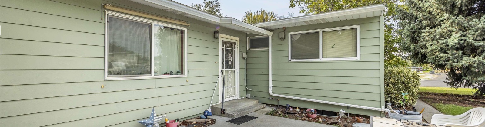 Trippe St, Richland, Washington 99352, 4 Bedrooms Bedrooms, 0 ,2 BathroomsBathrooms,Multi-family,For Sale,Trippe St,0,287369