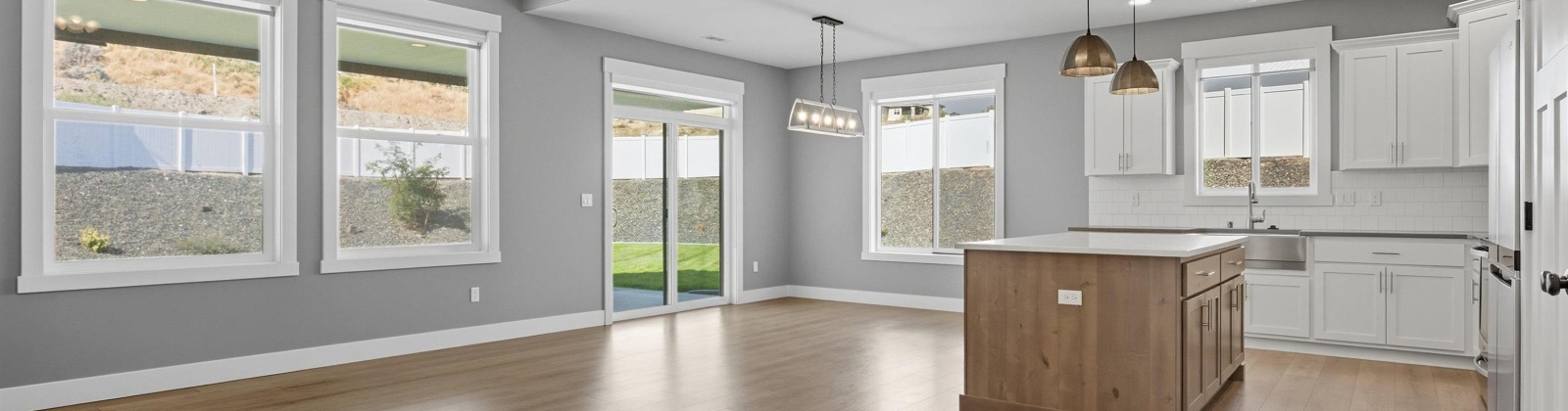 Blue Hill Ct., Richland, Washington 99352, 4 Bedrooms Bedrooms, 0 ,2 BathroomsBathrooms,Houses,For Sale,Blue Hill Ct.,0,287381