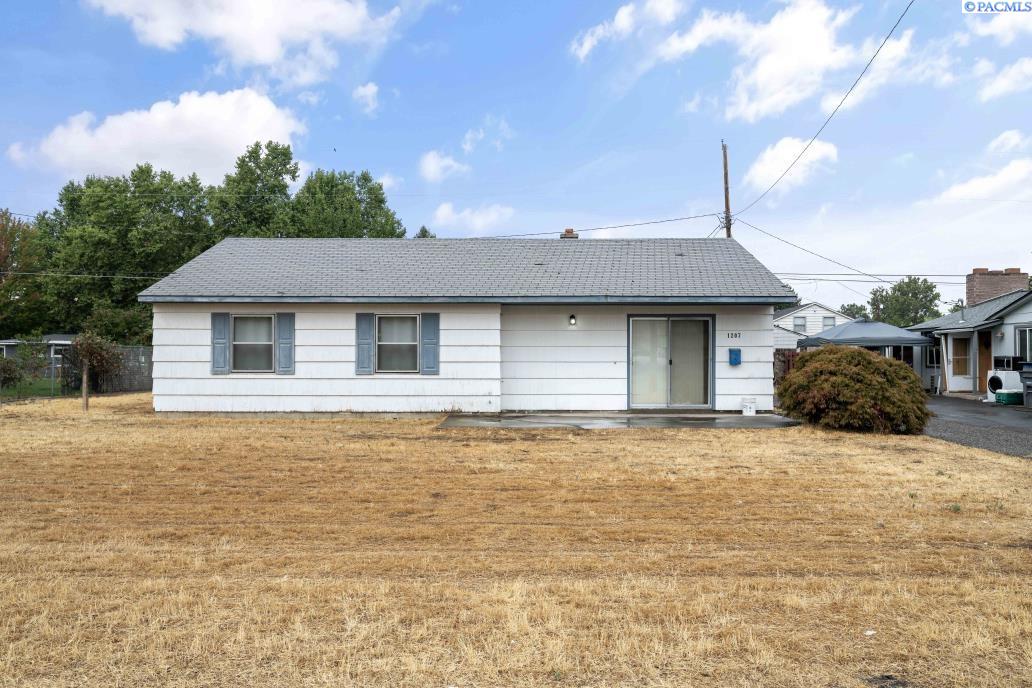 Acacia Ave, Richland, Washington 99354, 3 Bedrooms Bedrooms, 0 ,1 BathroomBathrooms,Houses,For Sale,Acacia Ave,0,287377