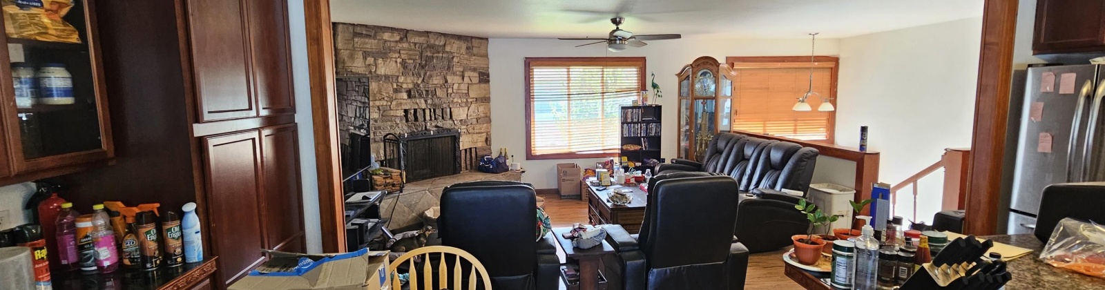 Deschutes, Kennewick, Washington 99336, 4 Bedrooms Bedrooms, 0 ,3 BathroomsBathrooms,Houses,For Sale,Deschutes,0,287371
