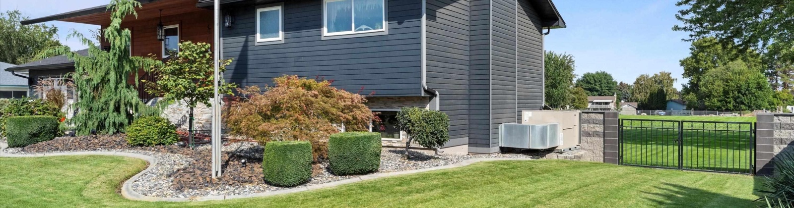8th Ave, Kennewick, Washington 99336, 3 Bedrooms Bedrooms, 0 ,3 BathroomsBathrooms,Houses,For Sale,8th Ave,0,287370