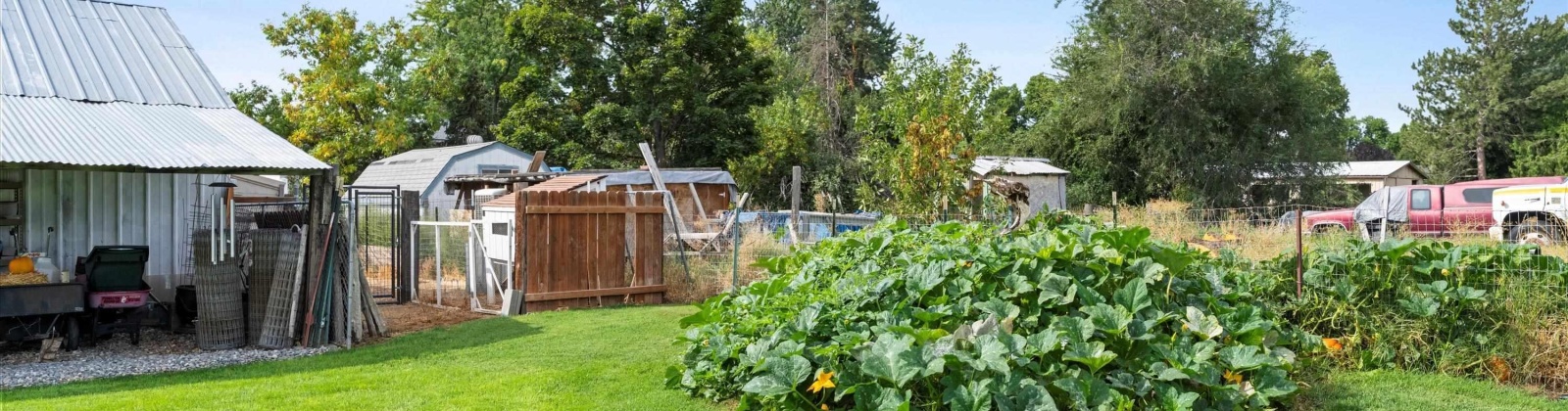 8th Ave, Kennewick, Washington 99336, 3 Bedrooms Bedrooms, 0 ,3 BathroomsBathrooms,Houses,For Sale,8th Ave,0,287370