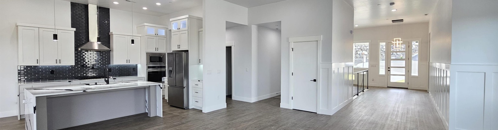 Bing Street, West Richland, Washington 99353, 5 Bedrooms Bedrooms, 0 ,5 BathroomsBathrooms,Houses,For Rent,Bing Street,0,287367