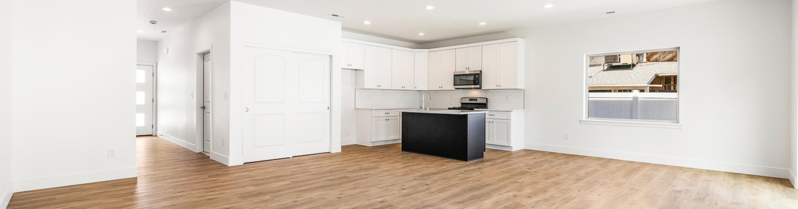 Underwood Pl, Kennewick, Washington 99337, 7 Bedrooms Bedrooms, 0 ,6 BathroomsBathrooms,Multi-family,For Sale,Underwood Pl,0,287385