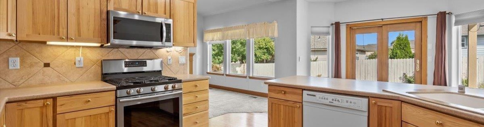 Morain, Kennewick, Washington 99337, 4 Bedrooms Bedrooms, 0 ,2 BathroomsBathrooms,Houses,For Sale,Morain,0,287383
