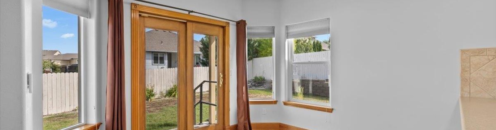 Morain, Kennewick, Washington 99337, 4 Bedrooms Bedrooms, 0 ,2 BathroomsBathrooms,Houses,For Sale,Morain,0,287383