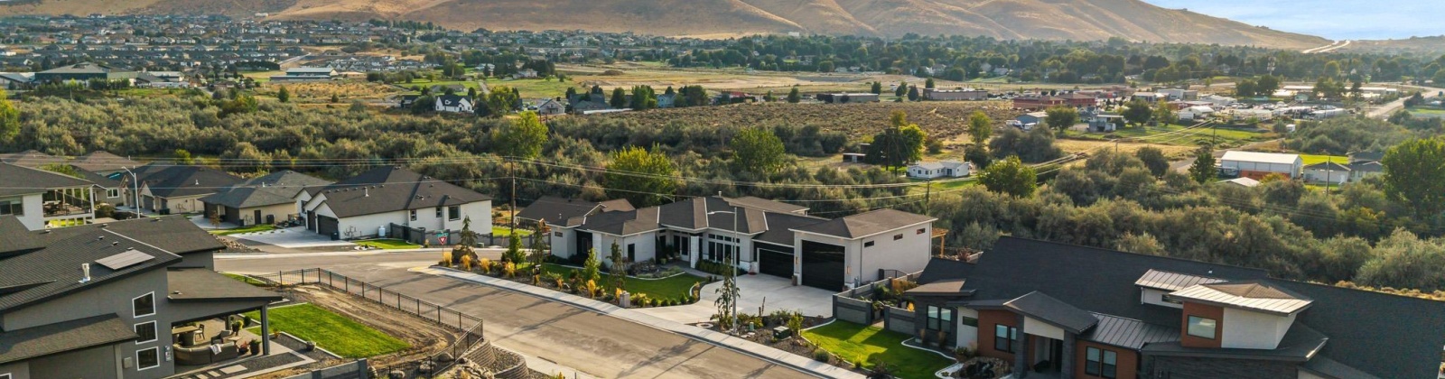 Rieve Court, Richland, Washington 99352, 4 Bedrooms Bedrooms, 0 ,4 BathroomsBathrooms,Houses,For Sale,Rieve Court,0,287396