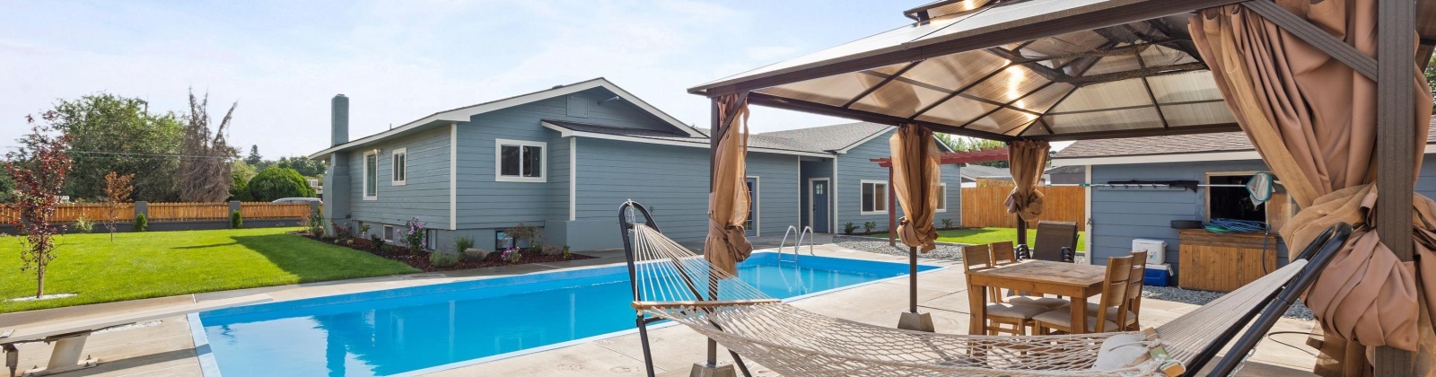 7th Ave, Yakima, Washington 98902, 4 Bedrooms Bedrooms, 0 ,4 BathroomsBathrooms,Houses,For Sale,7th Ave,0,287389