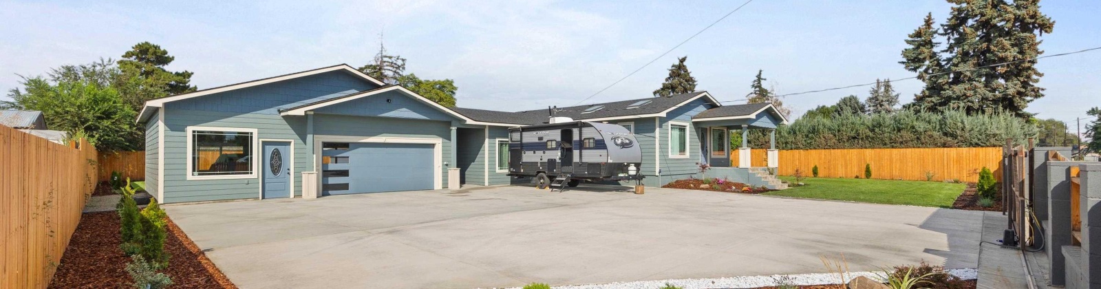 7th Ave, Yakima, Washington 98902, 4 Bedrooms Bedrooms, 0 ,4 BathroomsBathrooms,Houses,For Sale,7th Ave,0,287389