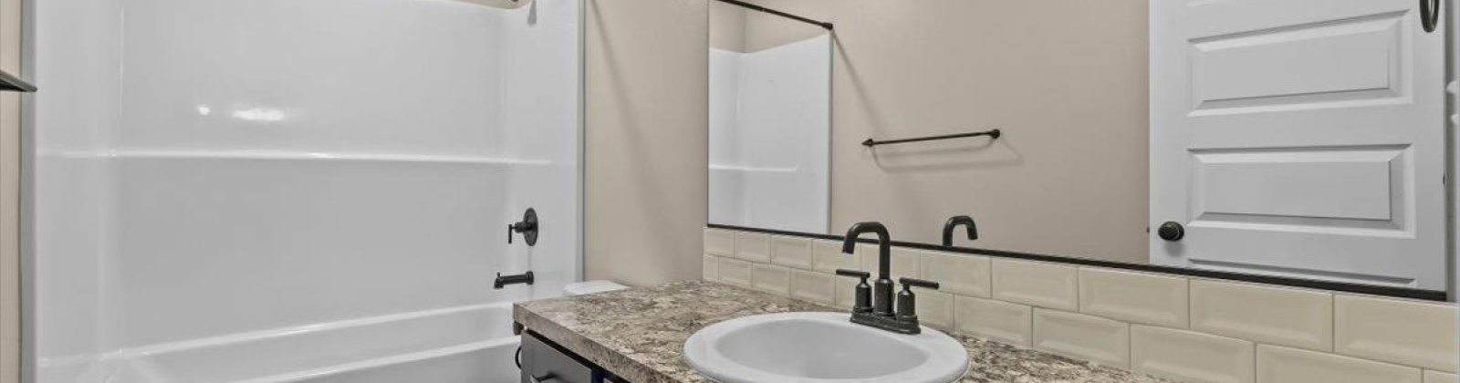 Ballard Lp, West Richland, Washington 99353, 4 Bedrooms Bedrooms, 0 ,3 BathroomsBathrooms,Houses,For Sale,Ballard Lp,0,287391