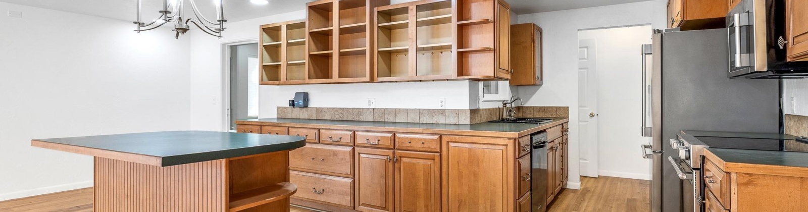 Wright Ave, Richland, Washington 99352, 3 Bedrooms Bedrooms, 0 ,2 BathroomsBathrooms,Houses,For Sale,Wright Ave,0,287393