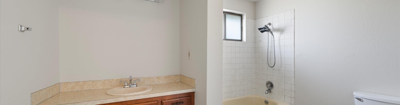 Arrowhead Ave, Kennewick, Washington 99336, 3 Bedrooms Bedrooms, 0 ,3 BathroomsBathrooms,Houses,For Sale,Arrowhead Ave,0,287409