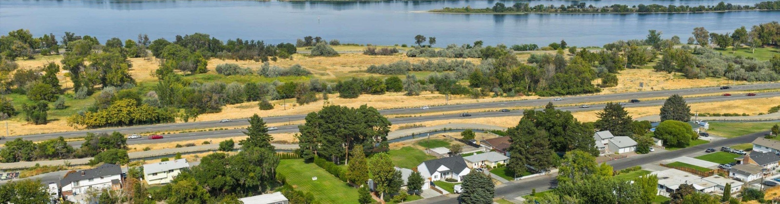 Arrowhead Ave, Kennewick, Washington 99336, 3 Bedrooms Bedrooms, 0 ,3 BathroomsBathrooms,Houses,For Sale,Arrowhead Ave,0,287409