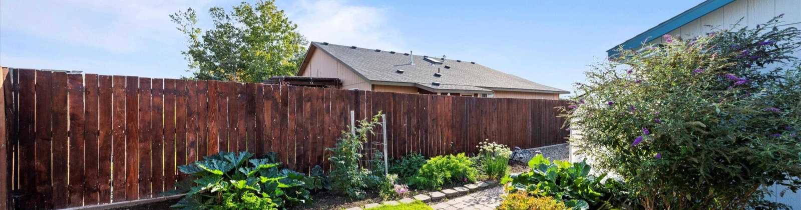 Flores Ln, Pasco, Washington 99301, 3 Bedrooms Bedrooms, 0 ,2 BathroomsBathrooms,Houses,For Sale,Flores Ln,0,287408