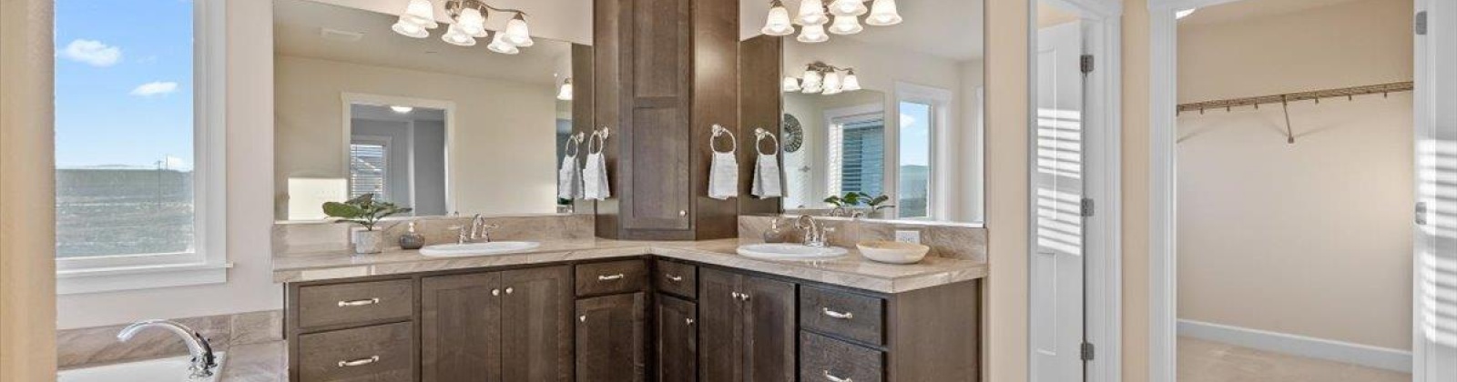 Smitty Dr, Richland, Washington 99352, 5 Bedrooms Bedrooms, 0 ,4 BathroomsBathrooms,Houses,For Sale,Smitty Dr,0,285012