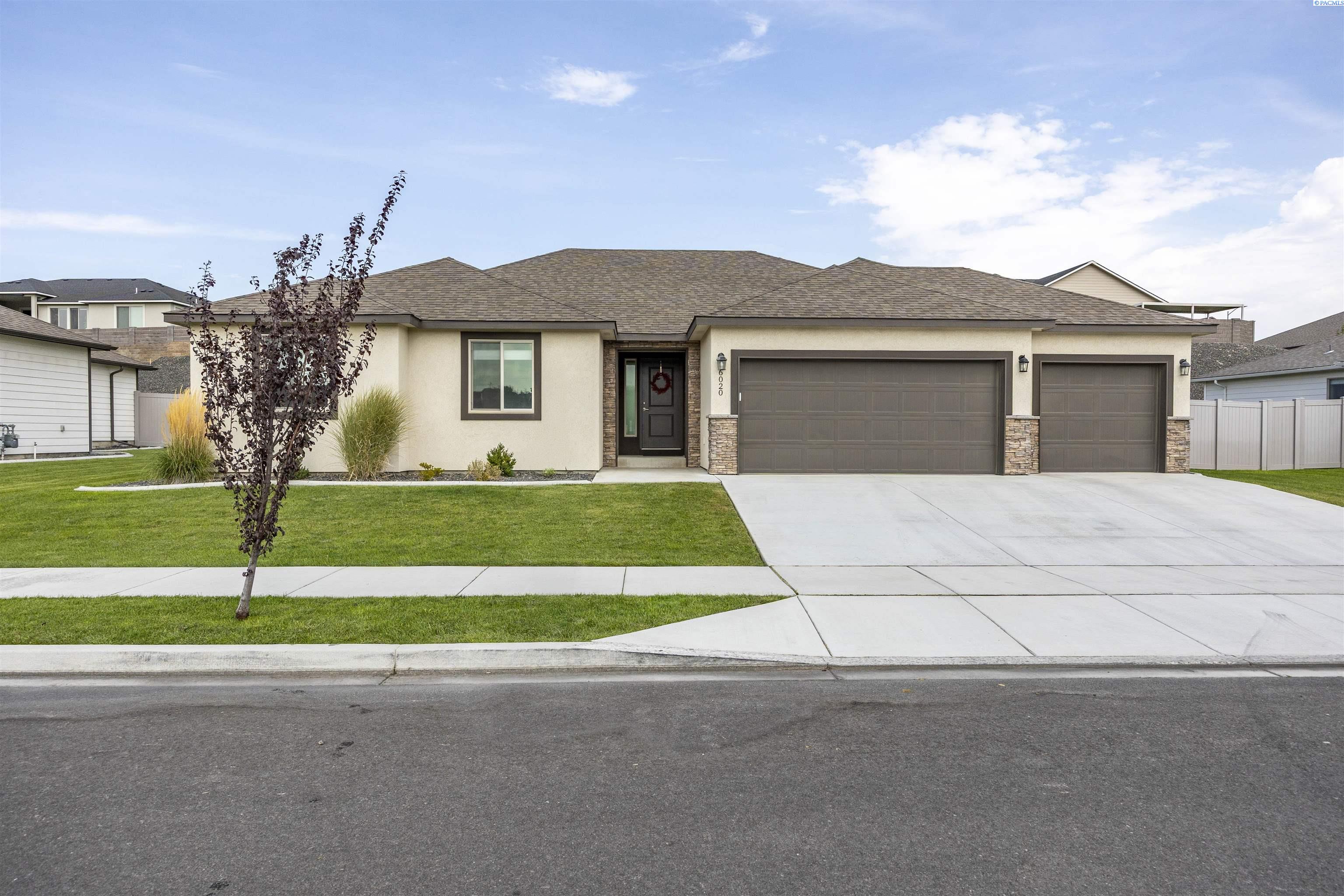 32nd Ct, Kennewick, Washington 99338, 3 Bedrooms Bedrooms, 0 ,2 BathroomsBathrooms,Houses,For Sale,32nd Ct,0,287397