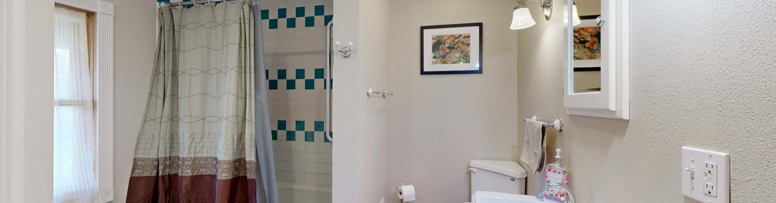 East St, Colfax, Washington 99111, 4 Bedrooms Bedrooms, 0 ,2 BathroomsBathrooms,Houses,For Sale,East St,0,287422
