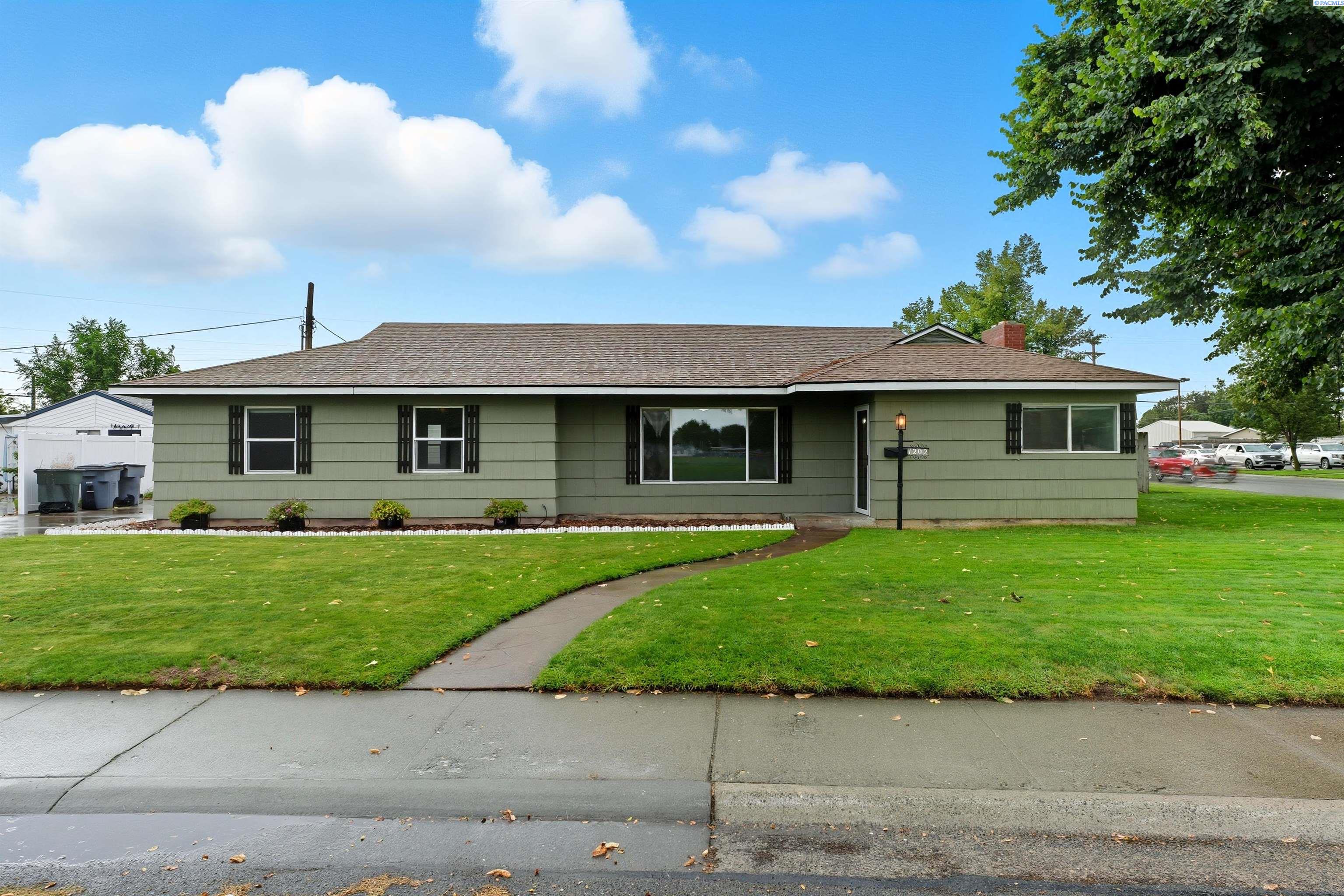 Richmond Blvd., Richland, Washington 99354, 4 Bedrooms Bedrooms, 0 ,1 BathroomBathrooms,Houses,For Sale,Richmond Blvd.,0,287421