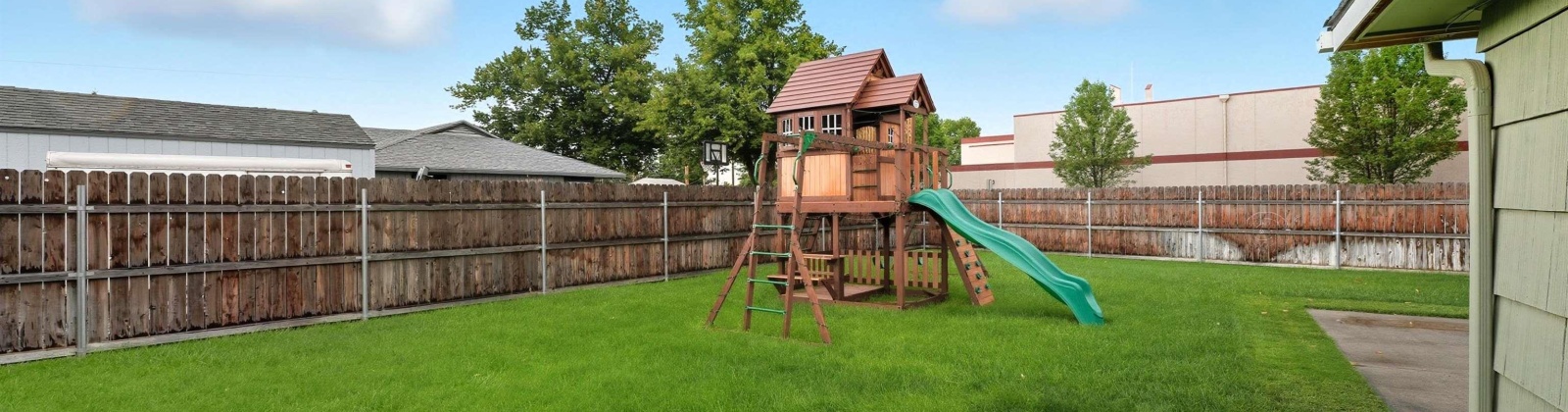 Richmond Blvd., Richland, Washington 99354, 4 Bedrooms Bedrooms, 0 ,1 BathroomBathrooms,Houses,For Sale,Richmond Blvd.,0,287421