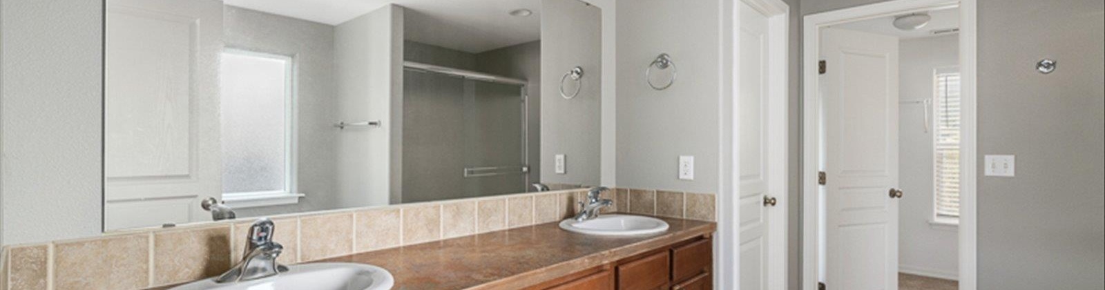 Chris St., West Richland, Washington 99353, 4 Bedrooms Bedrooms, 0 ,3 BathroomsBathrooms,Houses,For Sale,Chris St.,0,287417