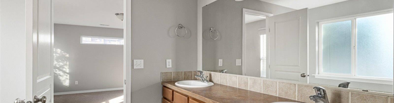 Chris St., West Richland, Washington 99353, 4 Bedrooms Bedrooms, 0 ,3 BathroomsBathrooms,Houses,For Sale,Chris St.,0,287417