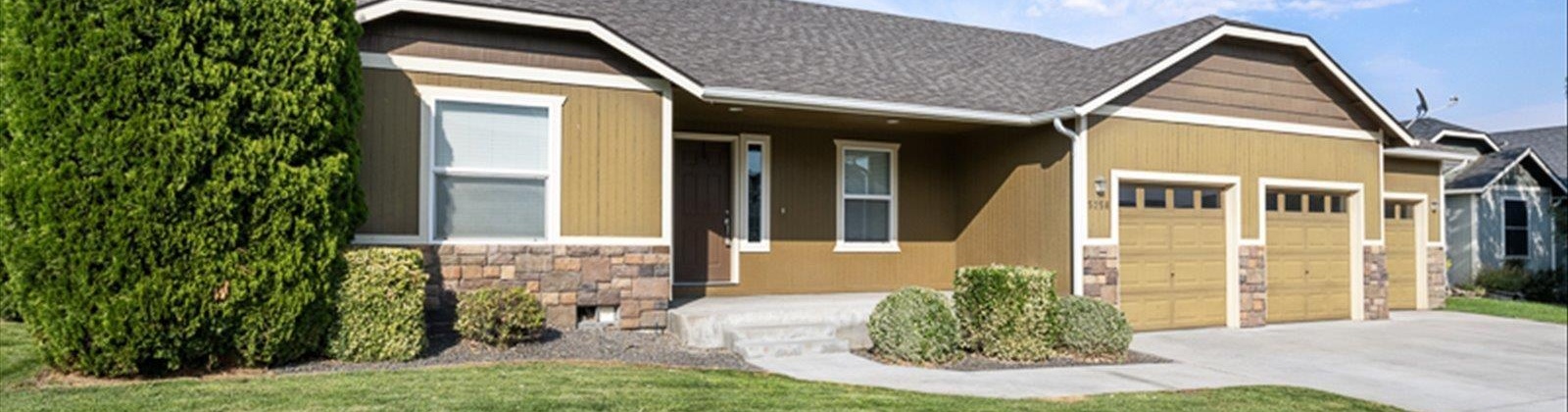 Chris St., West Richland, Washington 99353, 4 Bedrooms Bedrooms, 0 ,3 BathroomsBathrooms,Houses,For Sale,Chris St.,0,287417