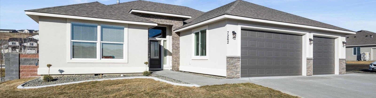 30th Ave., Kennewick, Washington 99338, 4 Bedrooms Bedrooms, 0 ,2 BathroomsBathrooms,Houses,For Sale,30th Ave.,0,287435