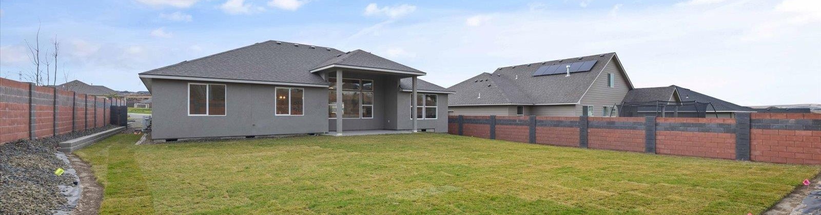 28th Pl., Kennewick, Washington 99338, 4 Bedrooms Bedrooms, 0 ,2 BathroomsBathrooms,Houses,For Sale,28th Pl.,0,287434