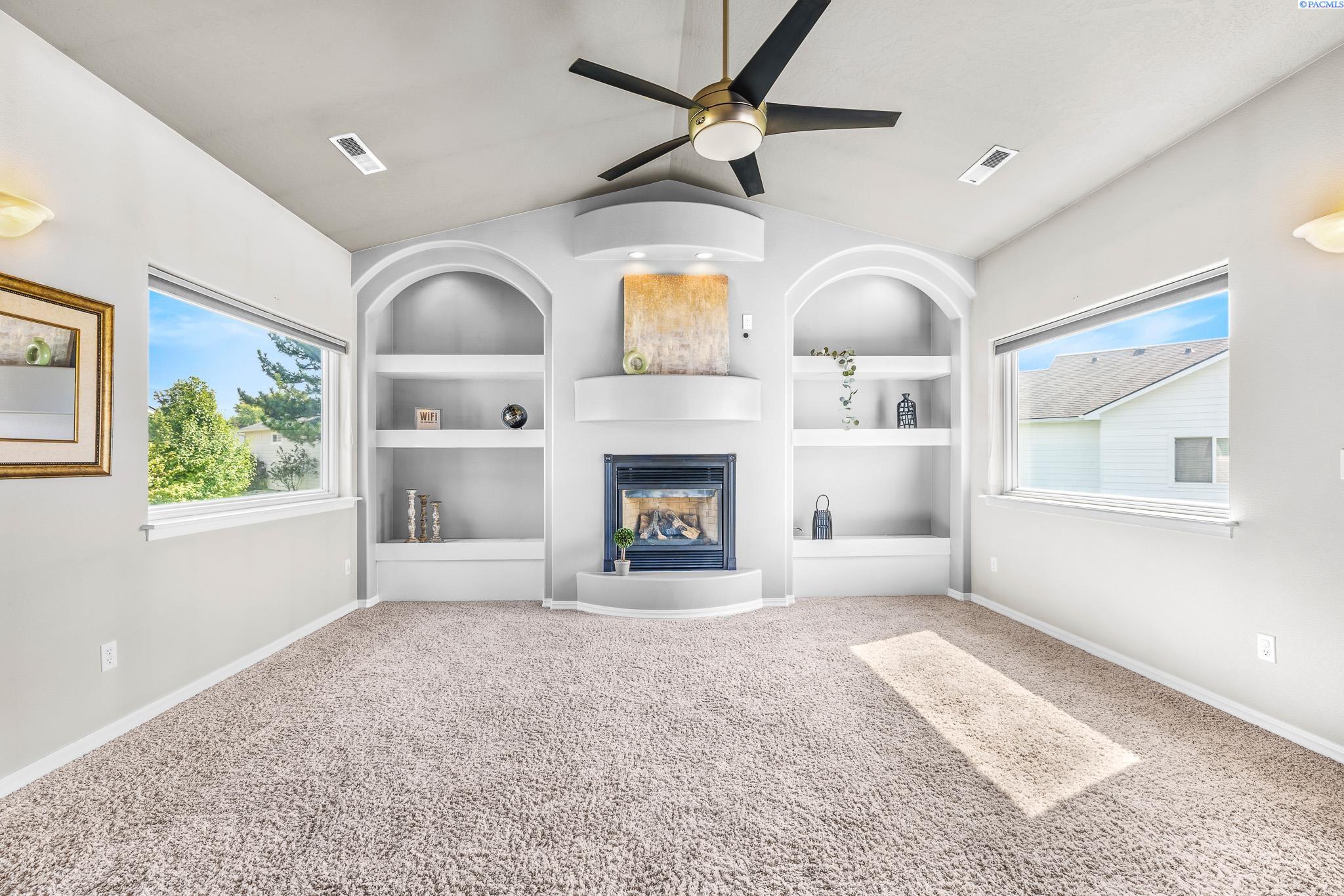 Hollyhock Ct, Pasco, Washington 99301, 3 Bedrooms Bedrooms, 0 ,2 BathroomsBathrooms,Houses,For Sale,Hollyhock Ct,0,287426