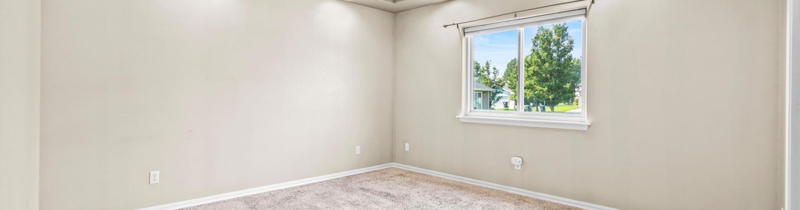 Hollyhock Ct, Pasco, Washington 99301, 3 Bedrooms Bedrooms, 0 ,2 BathroomsBathrooms,Houses,For Sale,Hollyhock Ct,0,287426