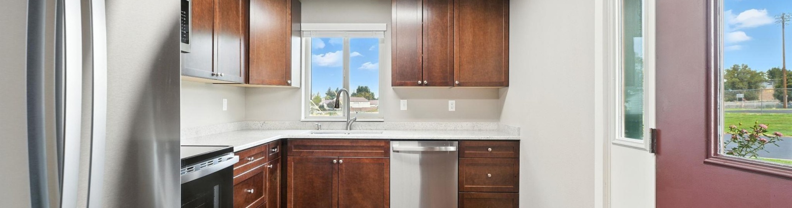 Pine St, Walla Walla, Washington 99362, 17 Bedrooms Bedrooms, 0 ,3 BathroomsBathrooms,Multi-family,For Sale,Pine St,0,287443