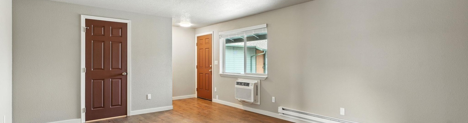 Pine St, Walla Walla, Washington 99362, 17 Bedrooms Bedrooms, 0 ,3 BathroomsBathrooms,Multi-family,For Sale,Pine St,0,287443