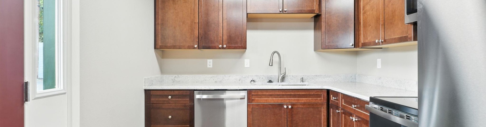 Pine St, Walla Walla, Washington 99362, 17 Bedrooms Bedrooms, 0 ,3 BathroomsBathrooms,Multi-family,For Sale,Pine St,0,287443