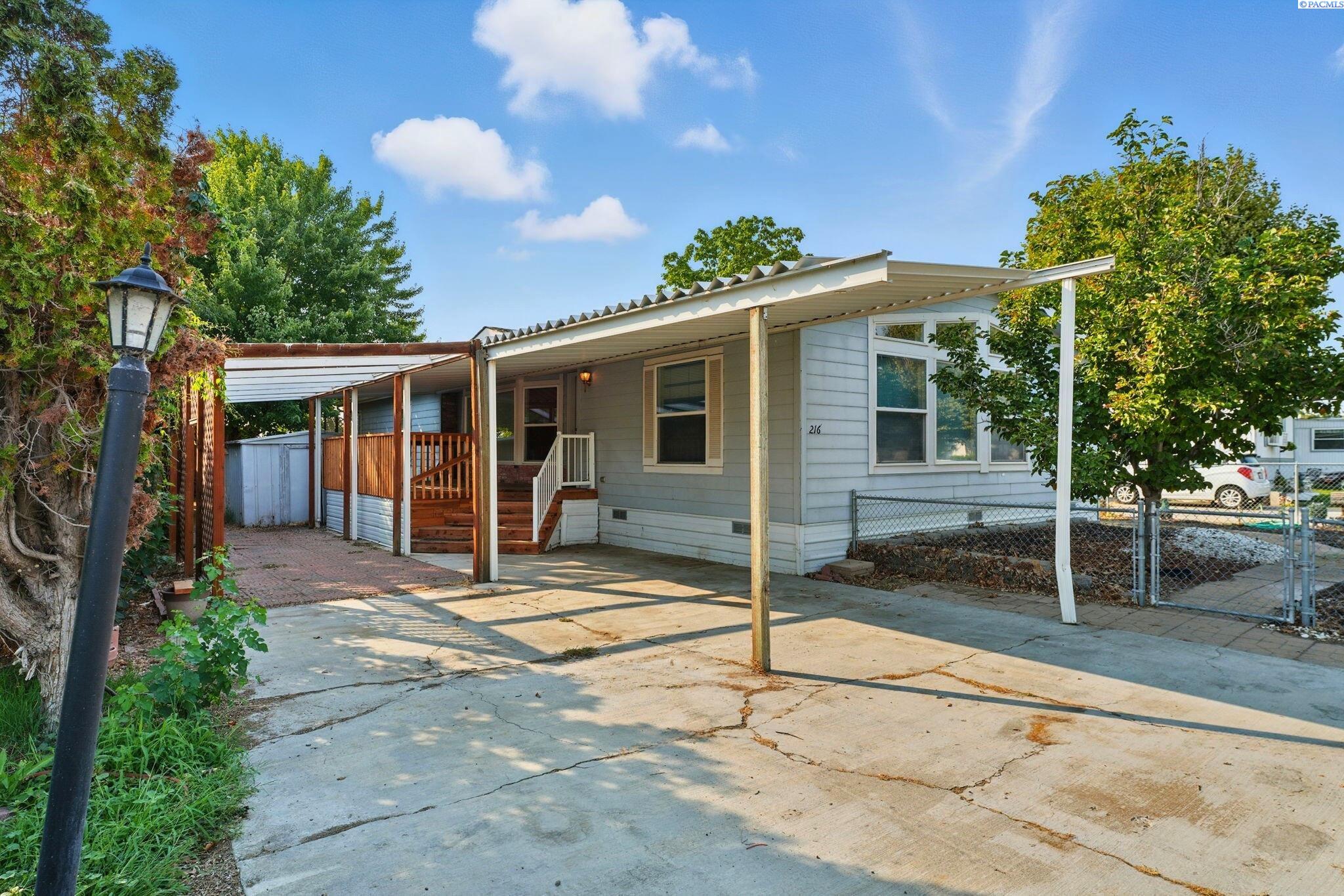 Rd 32, Pasco, Washington 99301, 3 Bedrooms Bedrooms, 0 ,2 BathroomsBathrooms,Manufactured Homes,For Sale,Rd 32,0,287439