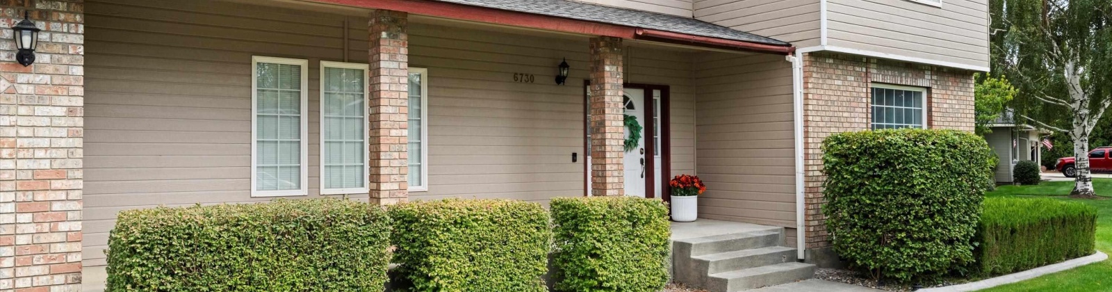 9th Ave, Kennewick, Washington 99336, 5 Bedrooms Bedrooms, 0 ,4 BathroomsBathrooms,Houses,For Sale,9th Ave,0,287444