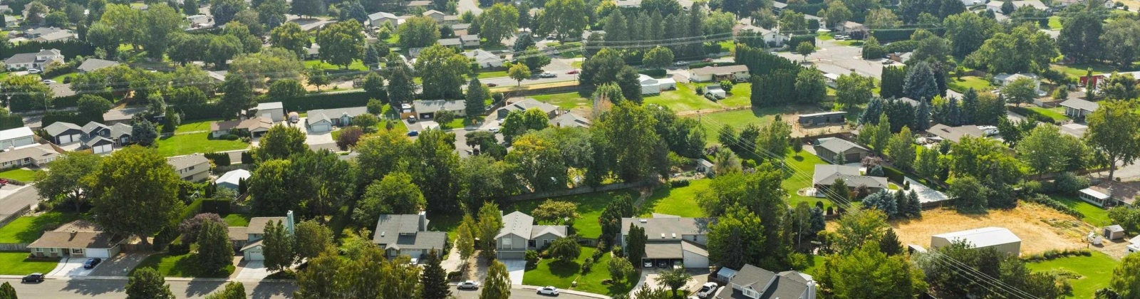 9th Ave, Kennewick, Washington 99336, 5 Bedrooms Bedrooms, 0 ,4 BathroomsBathrooms,Houses,For Sale,9th Ave,0,287444