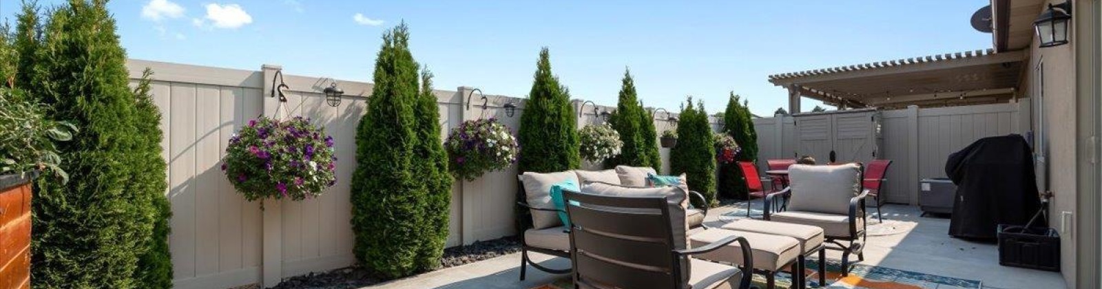 Dennis Place, Kennewick, Washington 99337, 2 Bedrooms Bedrooms, 0 ,2 BathroomsBathrooms,Condos/townhomes,For Sale,Dennis Place,0,287441