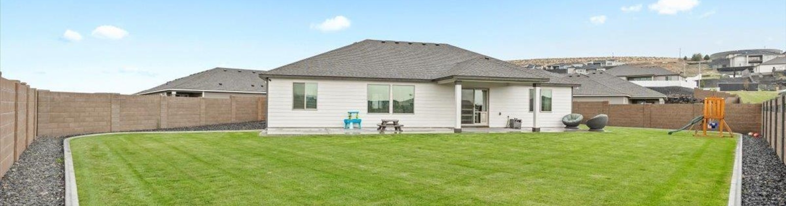 32nd Ave, Kennewick, Washington 99338, 4 Bedrooms Bedrooms, 0 ,2 BathroomsBathrooms,Houses,For Sale,32nd Ave,0,287445