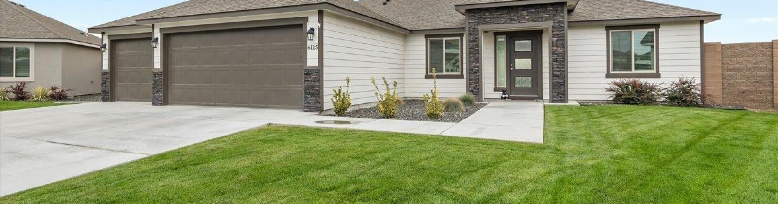 32nd Ave, Kennewick, Washington 99338, 4 Bedrooms Bedrooms, 0 ,2 BathroomsBathrooms,Houses,For Sale,32nd Ave,0,287445