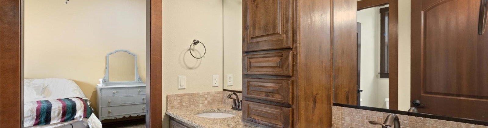 46th, Kennewick, Washington 99337, 4 Bedrooms Bedrooms, 0 ,4 BathroomsBathrooms,Houses,For Sale,46th,0,287446