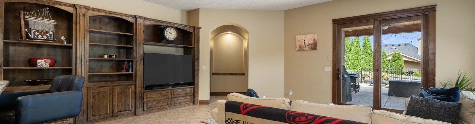 46th, Kennewick, Washington 99337, 4 Bedrooms Bedrooms, 0 ,4 BathroomsBathrooms,Houses,For Sale,46th,0,287446