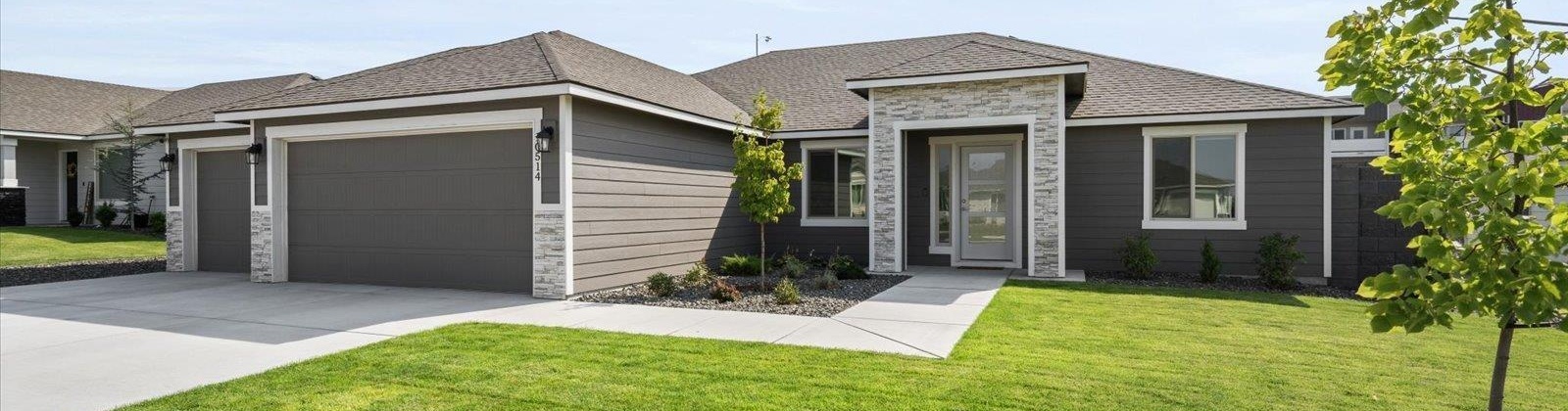 Chinook Dr, Pasco, Washington 99301, 4 Bedrooms Bedrooms, 0 ,2 BathroomsBathrooms,Houses,For Sale,Chinook Dr,0,287448