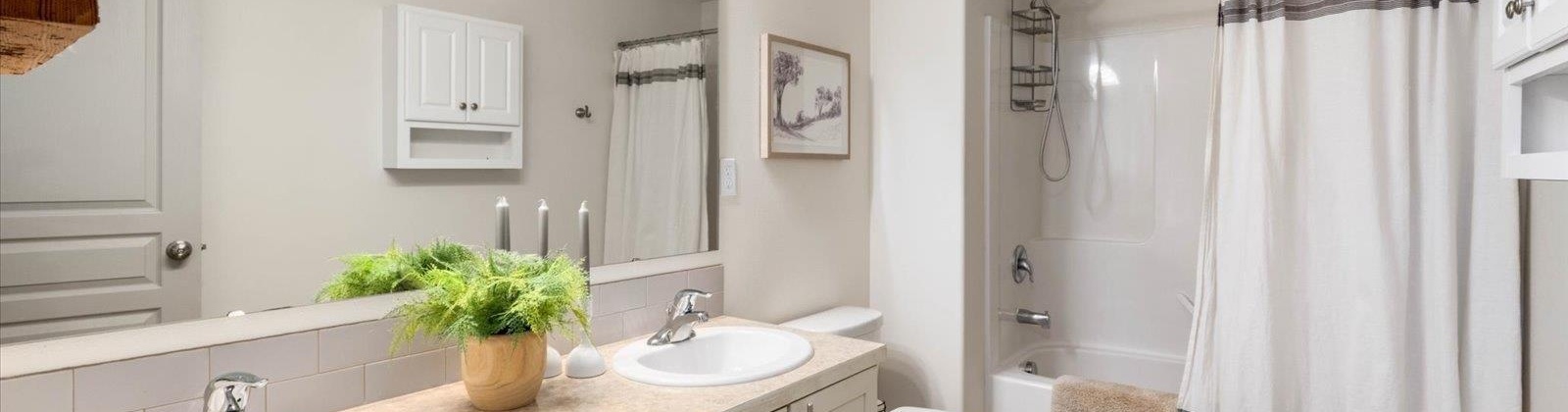 6th Pl., Kennewick, Washington 99336, 3 Bedrooms Bedrooms, 0 ,2 BathroomsBathrooms,Houses,For Sale,6th Pl.,0,287449