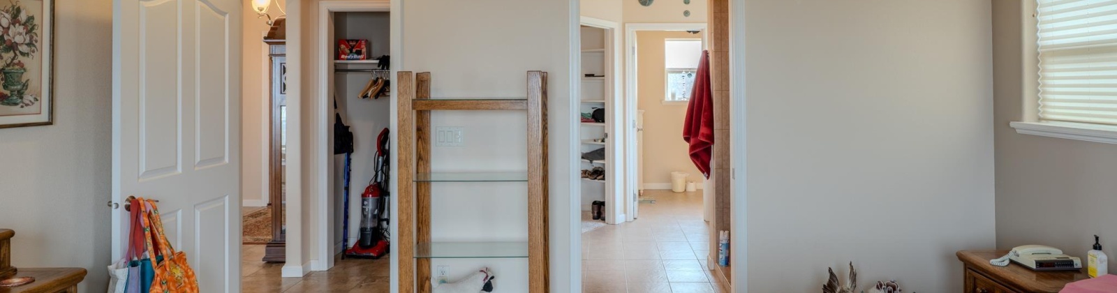 Valleyview Drive, Clarkston, Washington 99403, 4 Bedrooms Bedrooms, 0 ,3 BathroomsBathrooms,Houses,For Sale,Valleyview Drive,0,287472