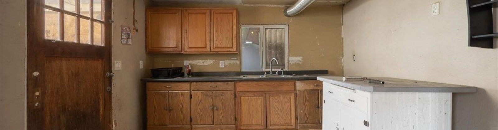 8th, Walla Walla, Washington 99362, 4 Bedrooms Bedrooms, 0 ,1 BathroomBathrooms,Houses,For Sale,8th,0,287471